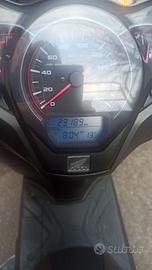 Honda  SH 300 i