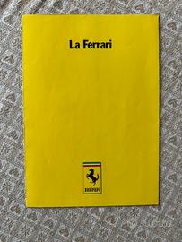 Brochure La Ferrari azienda e pista