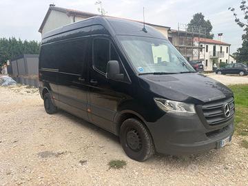MERCEDES-BENZ Sprinter F39/35 315 CDI FWD TA Fur