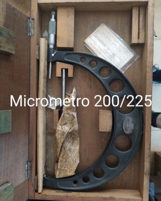 Micrometro