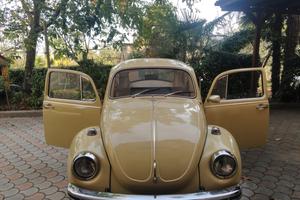 Maggiolino  vetro piatto anno 1971