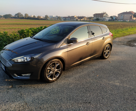 Ford Focus 1.6 GPL Titanium