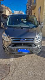 ford tourneo costom 9 posti