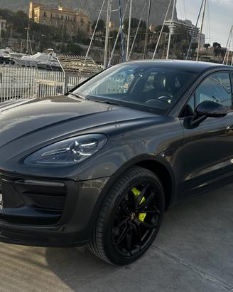 Porsche Macan 2.0 km 68.000, cerchi 21, bose, 360