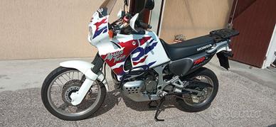 Honda Africa Twin Rd07A