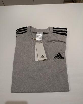 T-shirt Adidas 