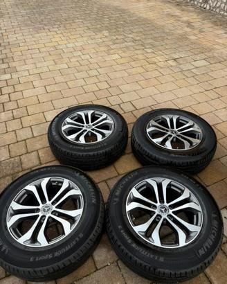 GOMME E CERCHI MERCEDES GLC