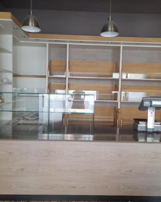 Mobili / arredamento per negozio