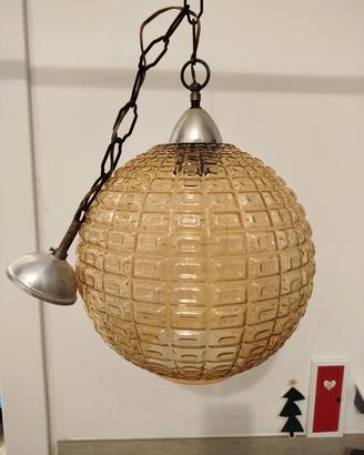 Lampadario vintage a sfera in vetro ambrato Anni 7