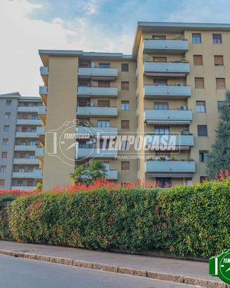 Trilocale con balcone zona Bellaria