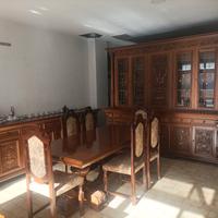 Sala da pranzo completa 