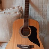 chitarra acustica amplificabile 