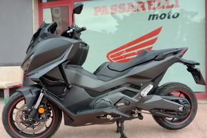 Honda Forza 750 - 2026