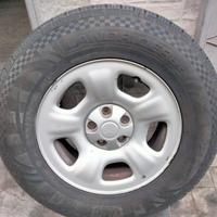 Ruota con cerchio e gomma Jeep Liberty