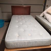 2 letti  con materasso 