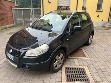 Fiat Sedici 1.9 MJT 4x4 Emotion