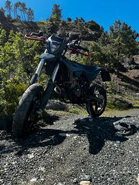 Beta rr 125 edizione my2024 MOTARD