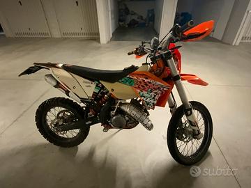 KTM 125 exc six days 2011