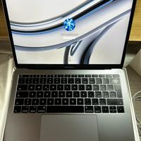 MacBook pro 13’ i5 256gb