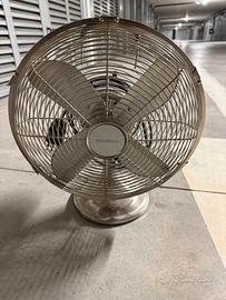 Ventilatore stile retró interamente in metallo
