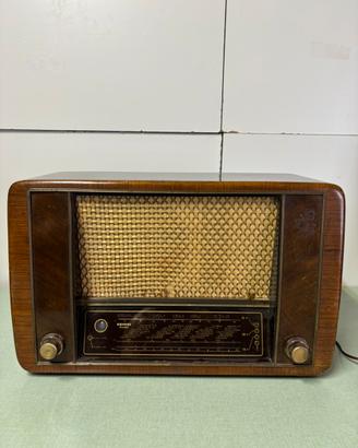 Radio a 7 valvole Siemens SM8136 del 1955’
