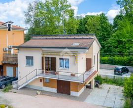 CASA INDIPENDENTE A CASTELNOVO DI SOTTO