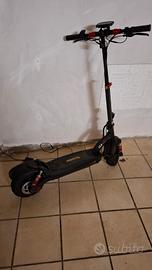 Monopattino elettrico iscooter ix6