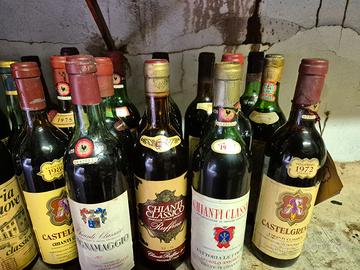 bottiglie di vino anni 70 e 80 in ottime condizion