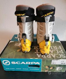 scarponi da sci alpinismo