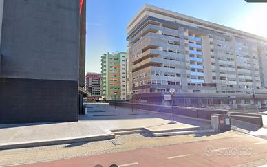 Ufficio 1 piano 90mq zona 167