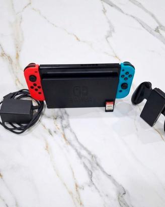 Nintendo Switch OLED + FC 25 omaggio