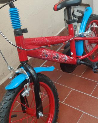 bici di spiderman 