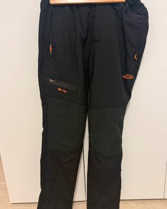 Pantaloni taglia L