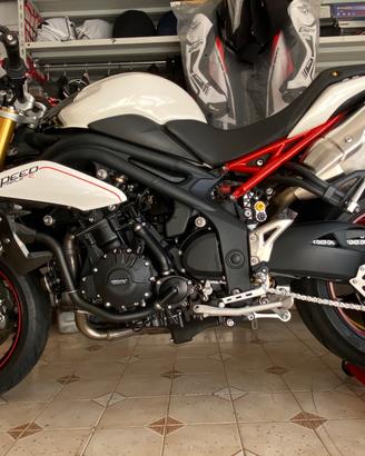 1050 R 135 cv Abs ohlins