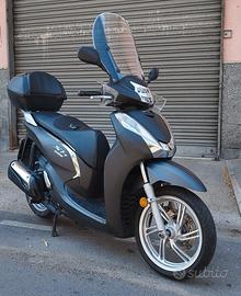 Sh 300 2016