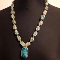 Collana egiziana scatabeo Vintage. 