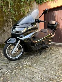 Scooter Piaggio x10 500