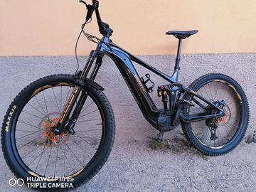 Giant Reign E+2