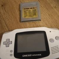 Game boy Advance (bianco)+ multicassetta