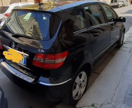 Mercedes classe b200 prezzo non trattabile