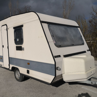 Roulotte compatta + veranda completa Adria 350 ST
