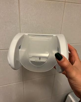 Porta rotolo carta igienica con coperchio traspare