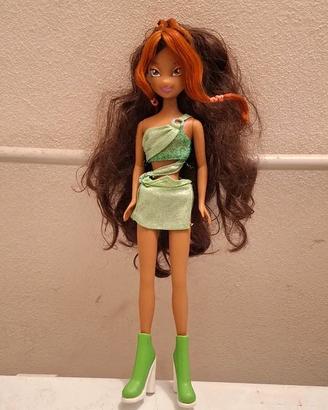 Bambola Winx Club Aisha - Magic Transformation 