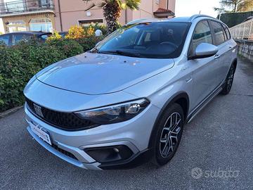 FIAT Tipo 1.6 Mjt S&S SW Cross