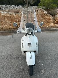 Vespa gts 300