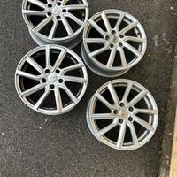 Cerchi in lega Subaru 17”