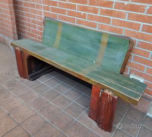 Panca in legno regalata