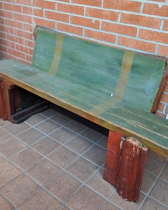 Panca in legno regalata