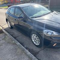 Volvo V40 Cross Country D2 Business Plus