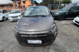 Fiat 500 500e Berlina 42 kWh La Prima